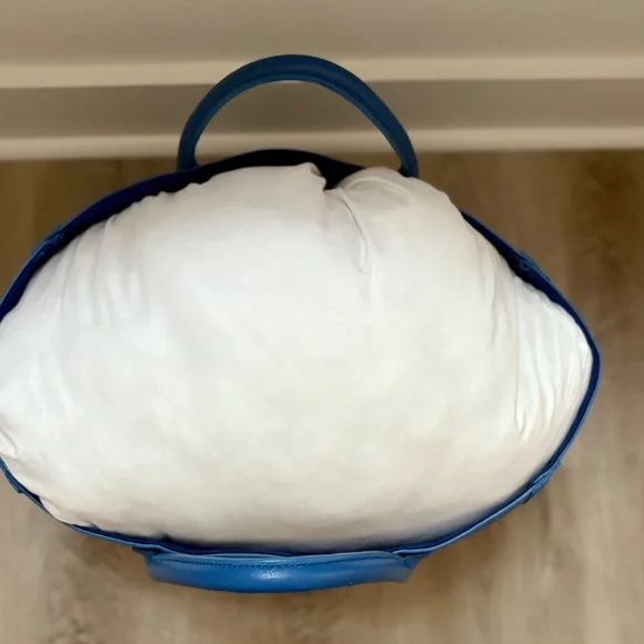 Beck Bag Classic Leather Handbag Tote in Havana Blue - Picture 15 of 16